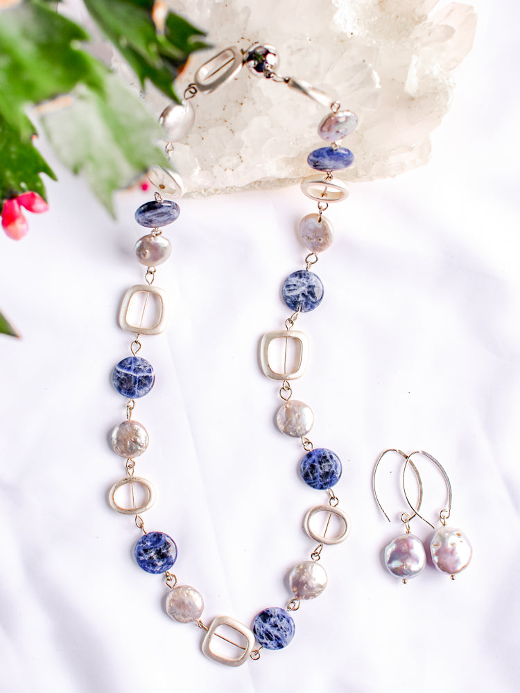 Fashion short necklace