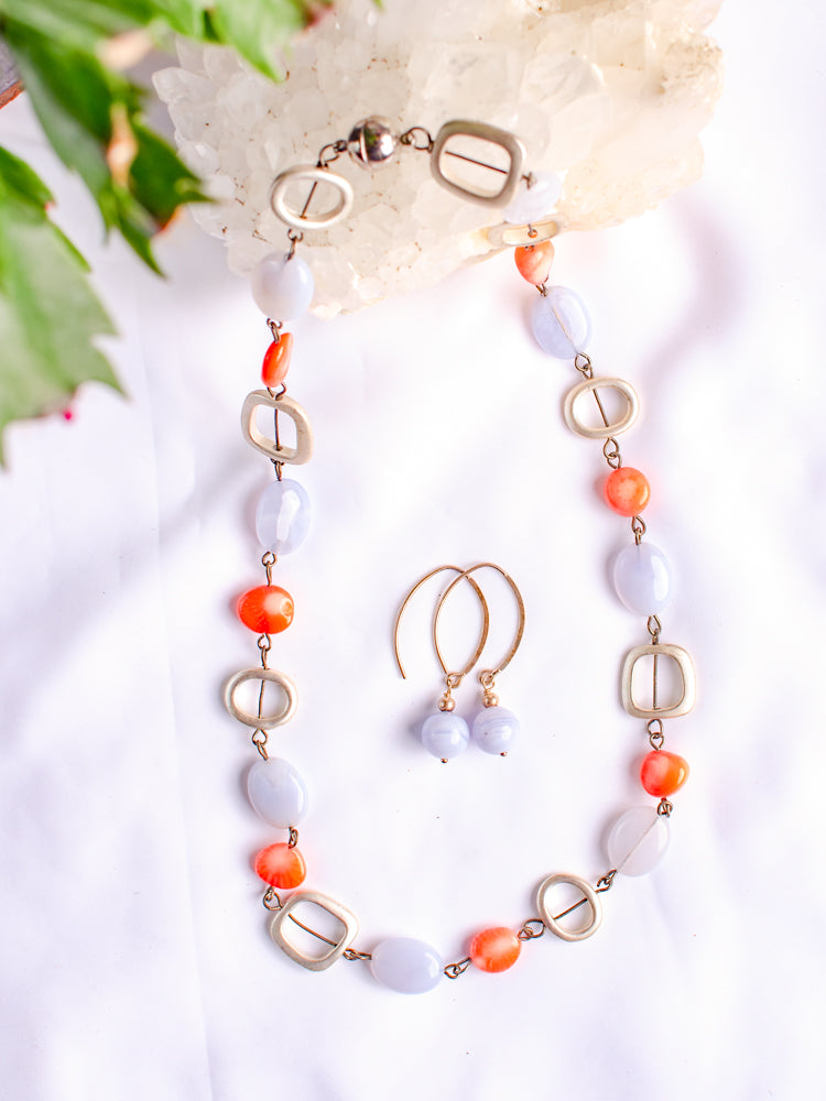 Fashion short necklace