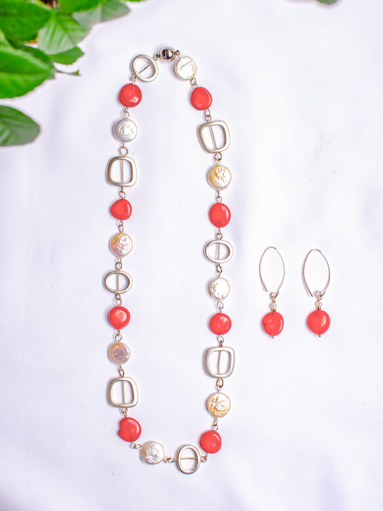 Fashion short necklace
