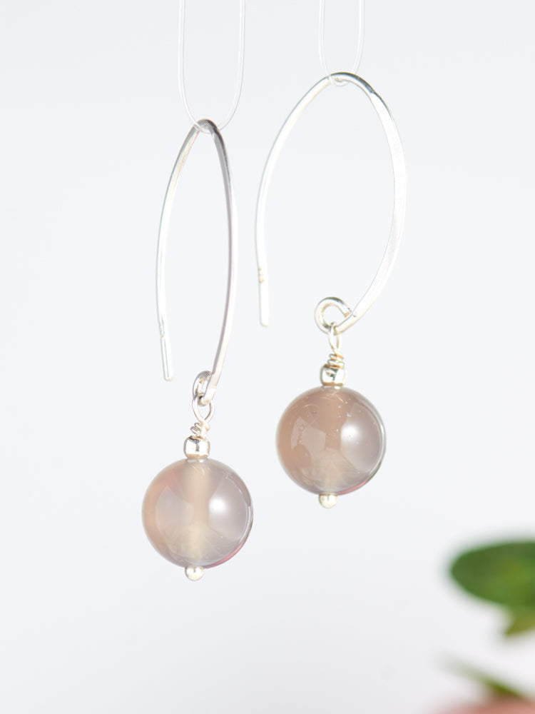 white black simple earrings