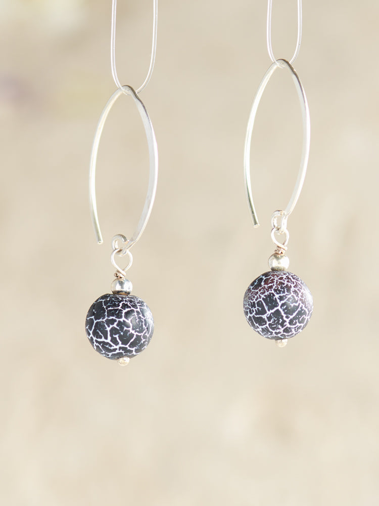 white black simple earrings