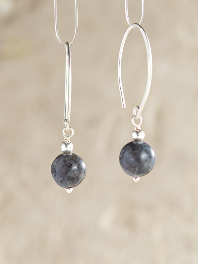 white black simple earrings