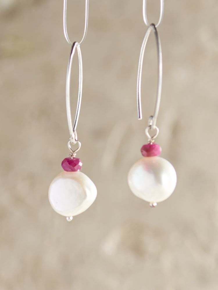 pearl &gems earrings