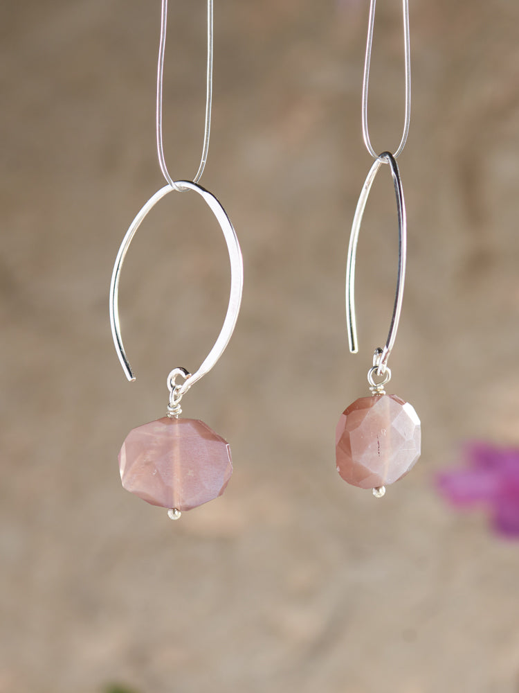 flat simple earrings