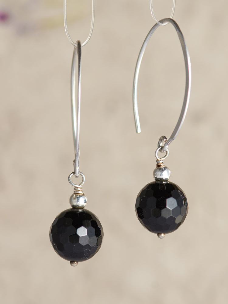 white black simple earrings