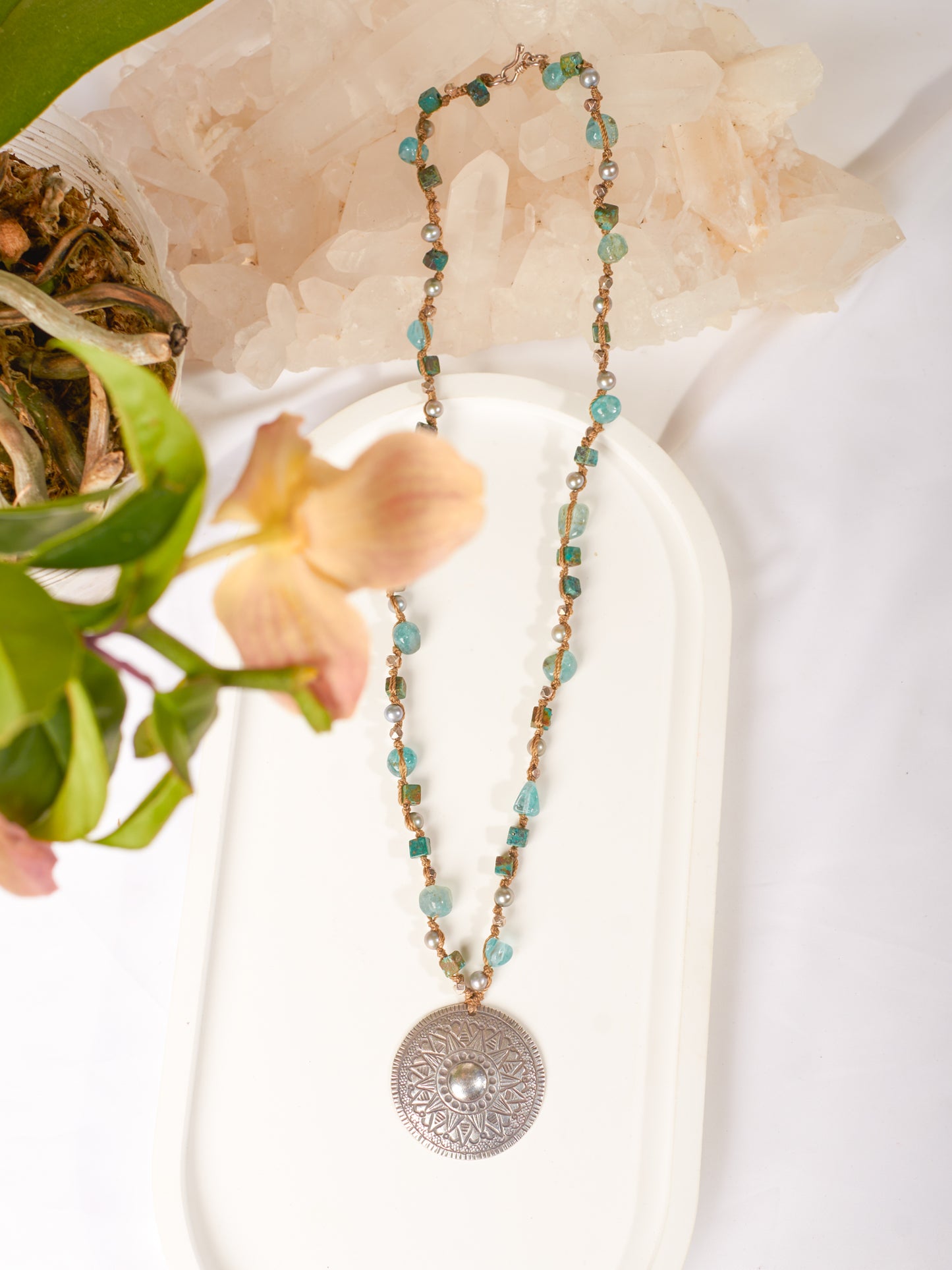 handmade simple necklace