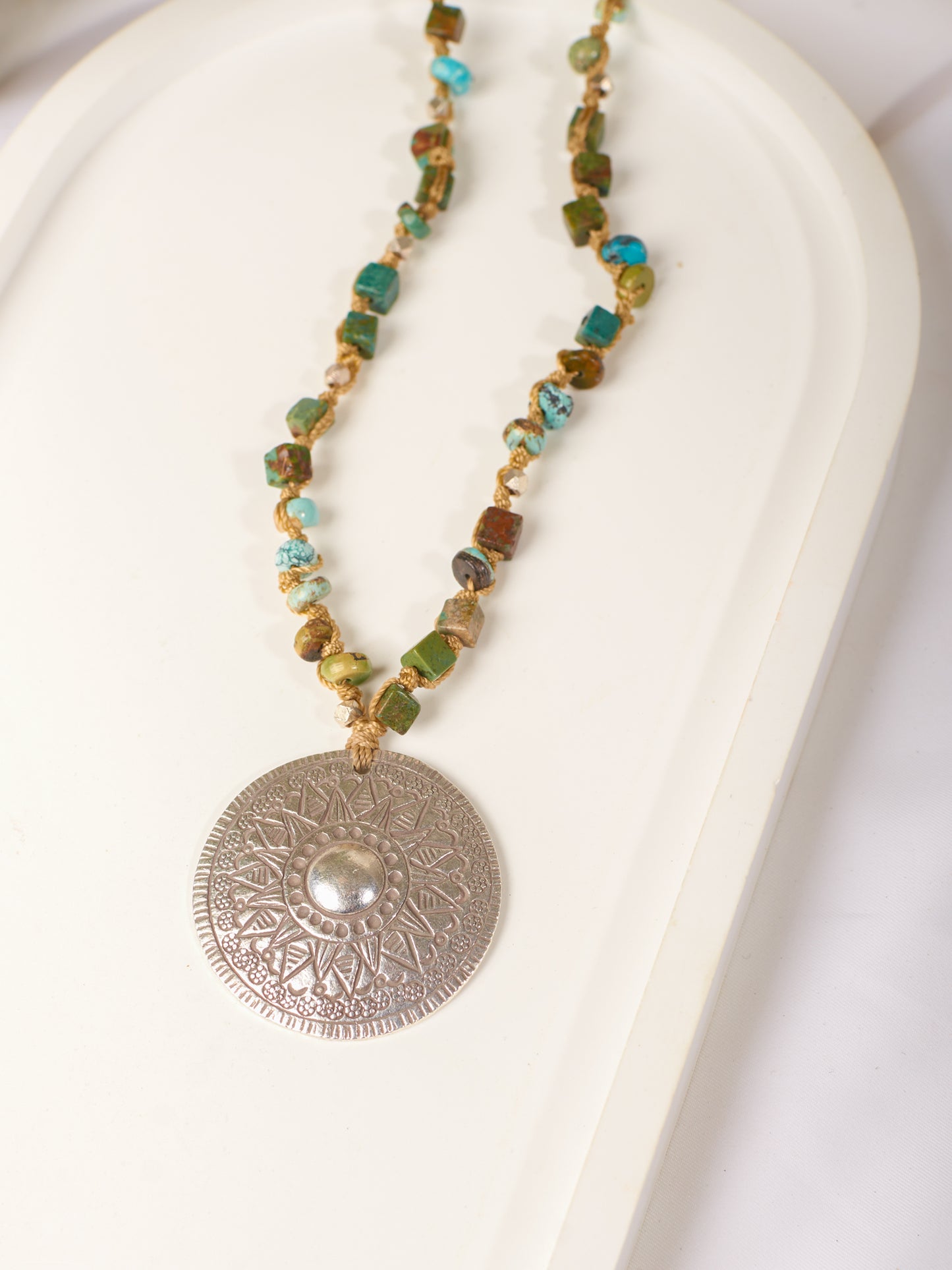 handmade simple necklace